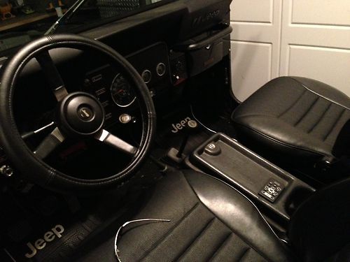 JEEP CJ-7 CJ7 1984 LAREDO RARE BLACK ON BLACK, image 5