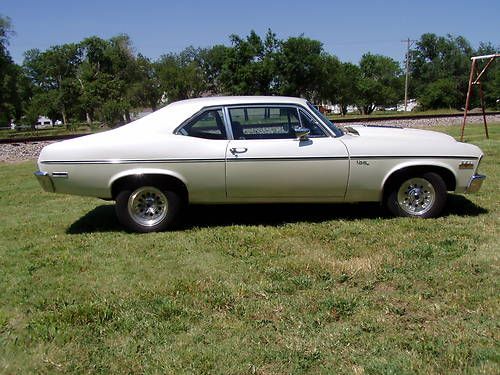 Semi Pro Street--Unique Metallic White Paint,Narrowed rear end., image 3