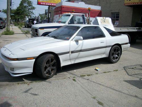 1988 toyota supra turbo hatchback 2-door 3.0l