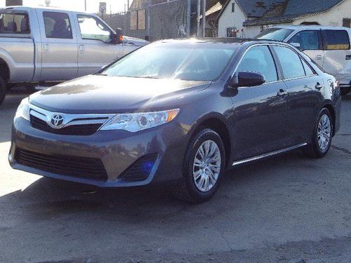 2012 toyota camry le damaged salvage runs! economical gas saver wont last l@@k!!