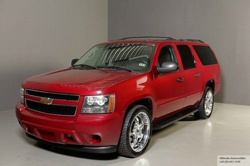 2007 chevrolet suburban ls 8-pass chrome alloys clean carfax autocheck !