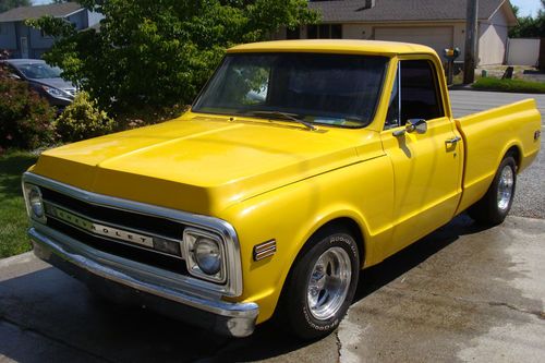 1969 chevrolet c-10 swb w/ factory ac!