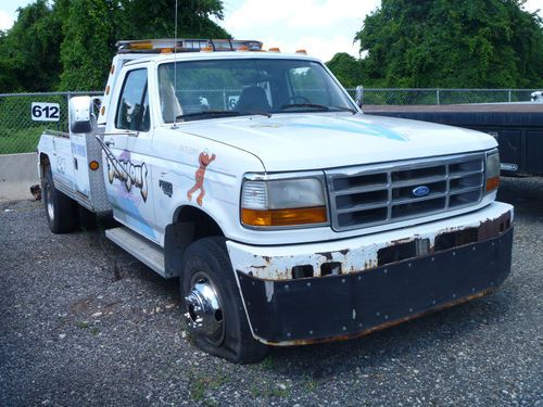 1997 ford f-350 tow truck wrecker (196,356 miles)