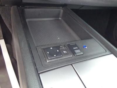 Sunroof All Wheel Drive Leather NO RESERVE, image 24