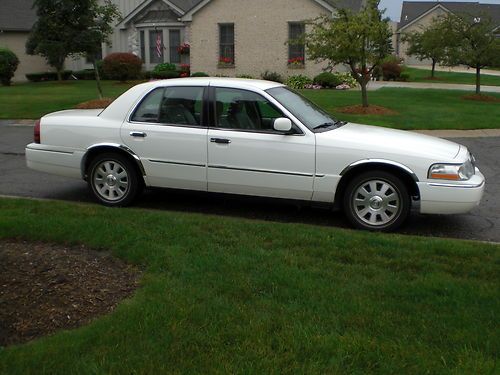 Grand marquis, 2003 ls premium sedan - one owner- 35,000 actual mi.