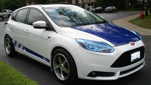 2012 ford focus sel hatchback 4-door 2.0l