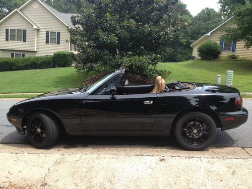 1996 mazda miata base convertible 2-door 1.8l