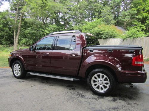 2007 explorer sport trac 4wd v6  low miles excellent condition tow package