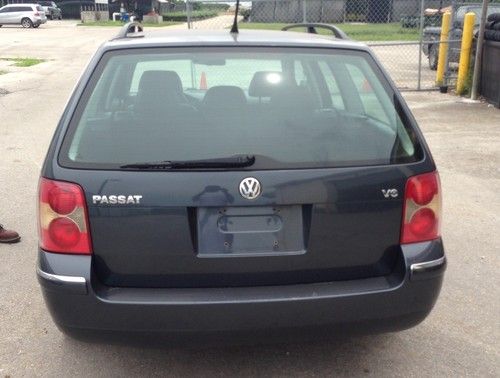 2002 volkswagen passat glx wagon 4-door 2.8l