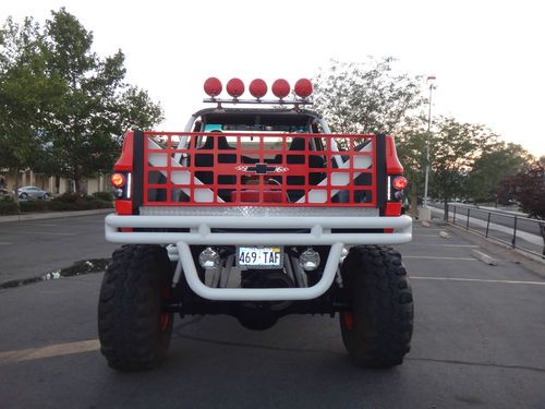 chevrolet blazer monster truck,5 1/2 ton military axel, image 6