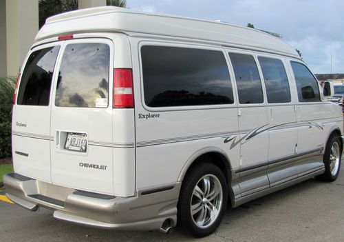 2005 chevrolet express 1500 custom conversion van