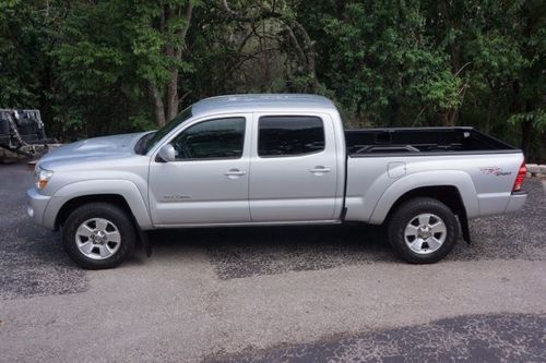 2007 4x4 silver double cab trd 6ft bed dvd nav mp3 tow xm/sirius