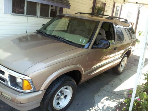 1996 chevrolet blazer ls sport utility 2-door 4.3l very clean, new radiator, a/c