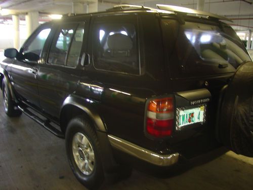 1998 nissan pathfinder se sport utility 4-door 3.3l