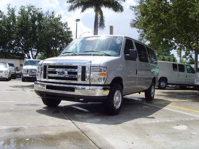 2012 ford e350 12 passenger van