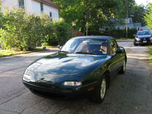 Special edition 1991 mazda miata british racing green mint condition - 41,700 mi