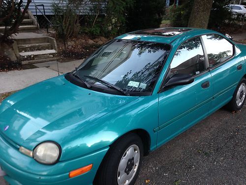 1996 plymouth neon base sedan 4-door 2.0l