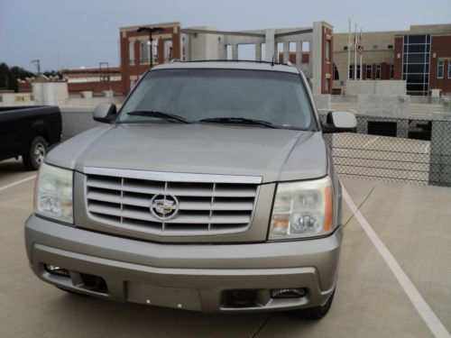 2002 silver cadillac escalade ext