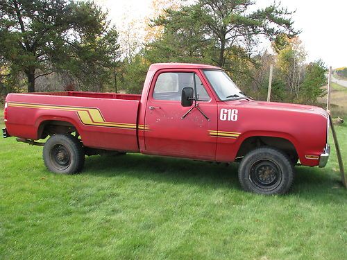 Dodge 1976 5/4 ton 4-wd