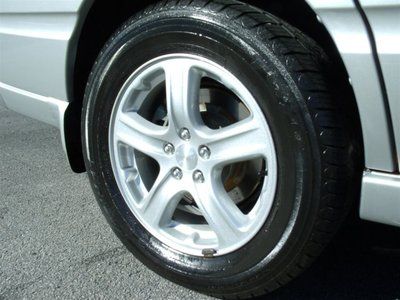 Only 34K Miles 5 Speed Manual Transmission Leather Sunroof AWD Bed Extender, image 28