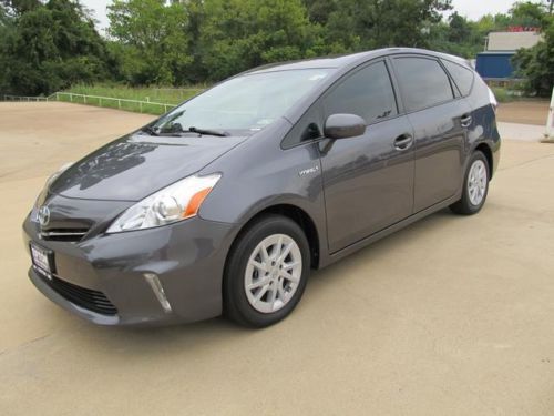 2012 toyota prius v five