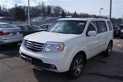 Pre-owned 2012 pilot touring 4x4, navigation, dvd, white/black, 18940 miles