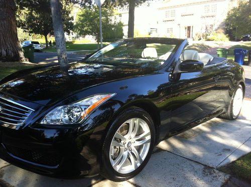 2010 infiniti g37 base convertible 2-door 3.7l