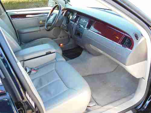 2004 Lincoln Town Car Ultimate - Black - Tinted Windows & Chrome - Limo Sedan, image 6