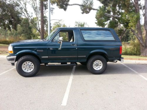 1995 ford bronco xlt 5.8l 4x4- only 104k miles, socal bronco!!!