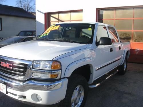 2005 gmc sierra 1500 crew cab 4x4 1 owner 48k sharp l@@k