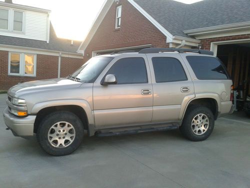 2004 chevrolet tahoe z71 sport utility 4-door 5.3l