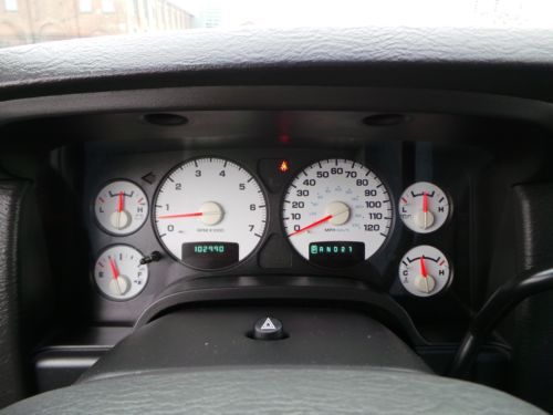 4 DOOR - 2WD - 4.7L V8 MAGNUM - 1 OWNER - RUNS GREAT! - NO RESERVE AUCTION!, image 25