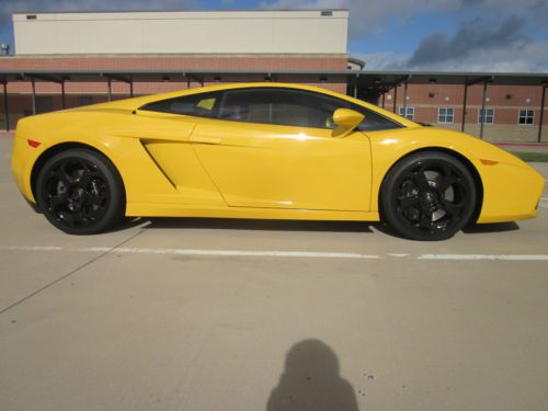 2004 lamborghini gallardo base coupe 2-door 5.0l