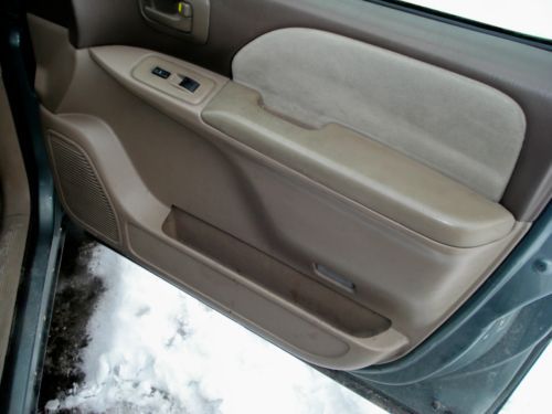 Toyota Sienna CE Minivan 2000 Metallic Green, image 11