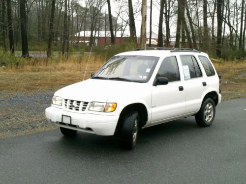 2000 kia sportage 4x4 very low miles white 4cyl economical clean nice no reserve