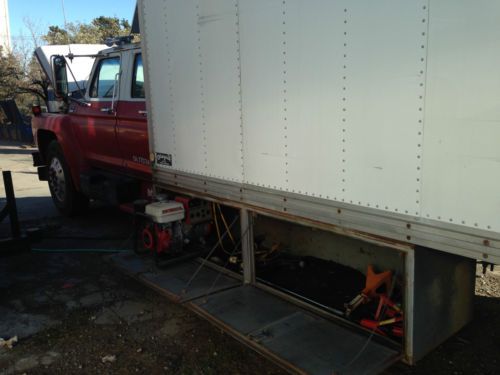 1976 Ford F750 Crew Cab Oleynik Enclosed Race Car Transporter- Vintage Car Safe, image 9