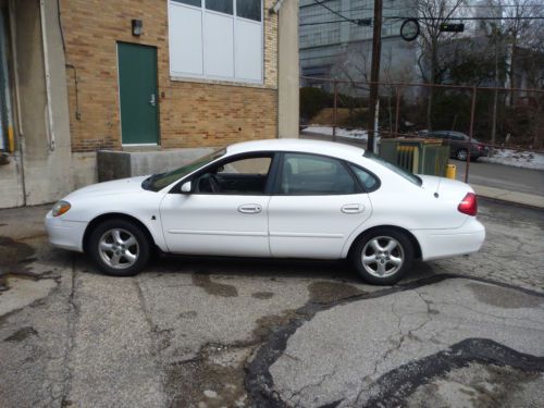 2002 ford taurus