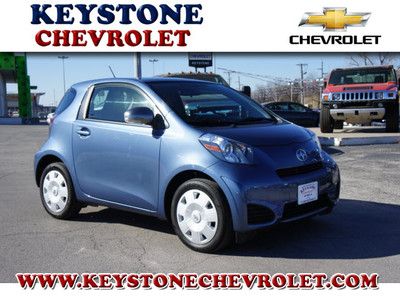 Hatchback 1.3l power windows cruise control front bucket seats power door locks