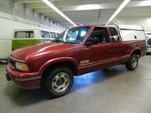 1995 GMC Sonoma 100% ELECTRIC SLS 2 Door Pickup Truck, image 4