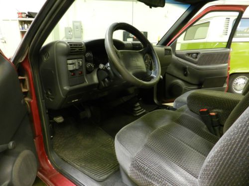1995 GMC Sonoma 100% ELECTRIC SLS 2 Door Pickup Truck, image 13