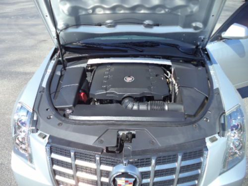 CTS w/ V Upfit, CTS-V, 20" Niche Staggered, Vista Roof, CUSTOM, Loaded, Leather, image 31