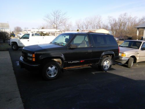 1995 gmc yukon slt gt sport utility 2-door 5.7l 4wd