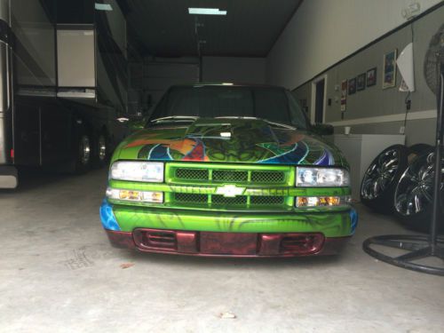 2000 Chevy Custom Slammed Truck, image 2