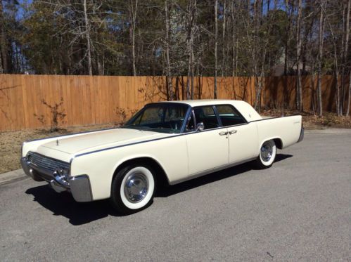 1961 lincoln continental