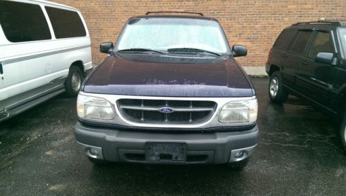 1999 ford explorer xlt sport utility 4-door 5.0l