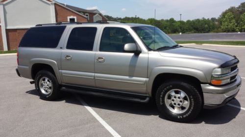 2001 chevy suburban 4x4 leather *cold a/c*