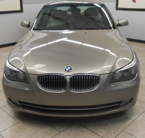 Mint condition 2008 535i bmw w/ clear title &amp; clean carfax