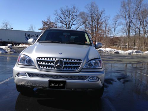 Mercedes ml 320 ,low miles ,20&#039;&#039; wheels,upgreted,low miles,4x4,no reserve,clean