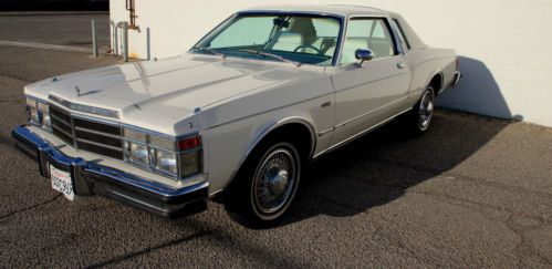 Very rare-1979 chrysler lebaron premium coupe-v8-low miles-original-no reserve