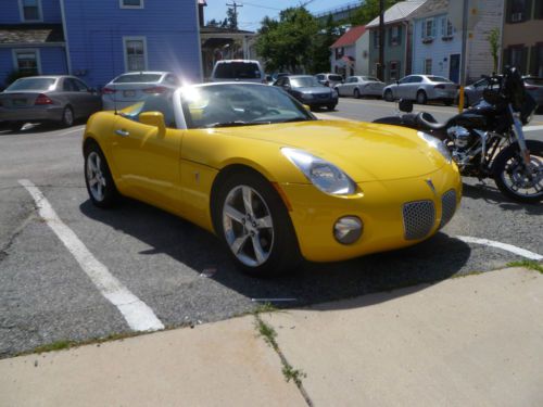 2007 pontiac solstice base convertible 2-door 2.4l